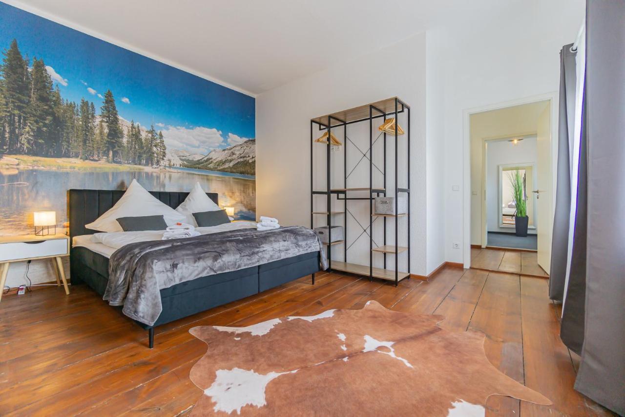Exklusive Stadtvilla-190Qm- Parkplatz- 3Schlafzimmer- 2 Baeder- Netflix- Waschmaschine- 4 Etagen-Naehe Theater Котбус Экстерьер фото