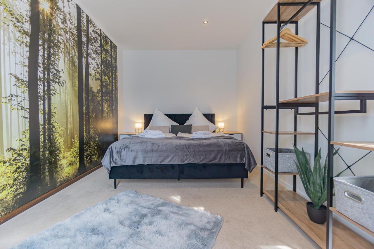 Exklusive Stadtvilla-190Qm- Parkplatz- 3Schlafzimmer- 2 Baeder- Netflix- Waschmaschine- 4 Etagen-Naehe Theater Котбус Экстерьер фото