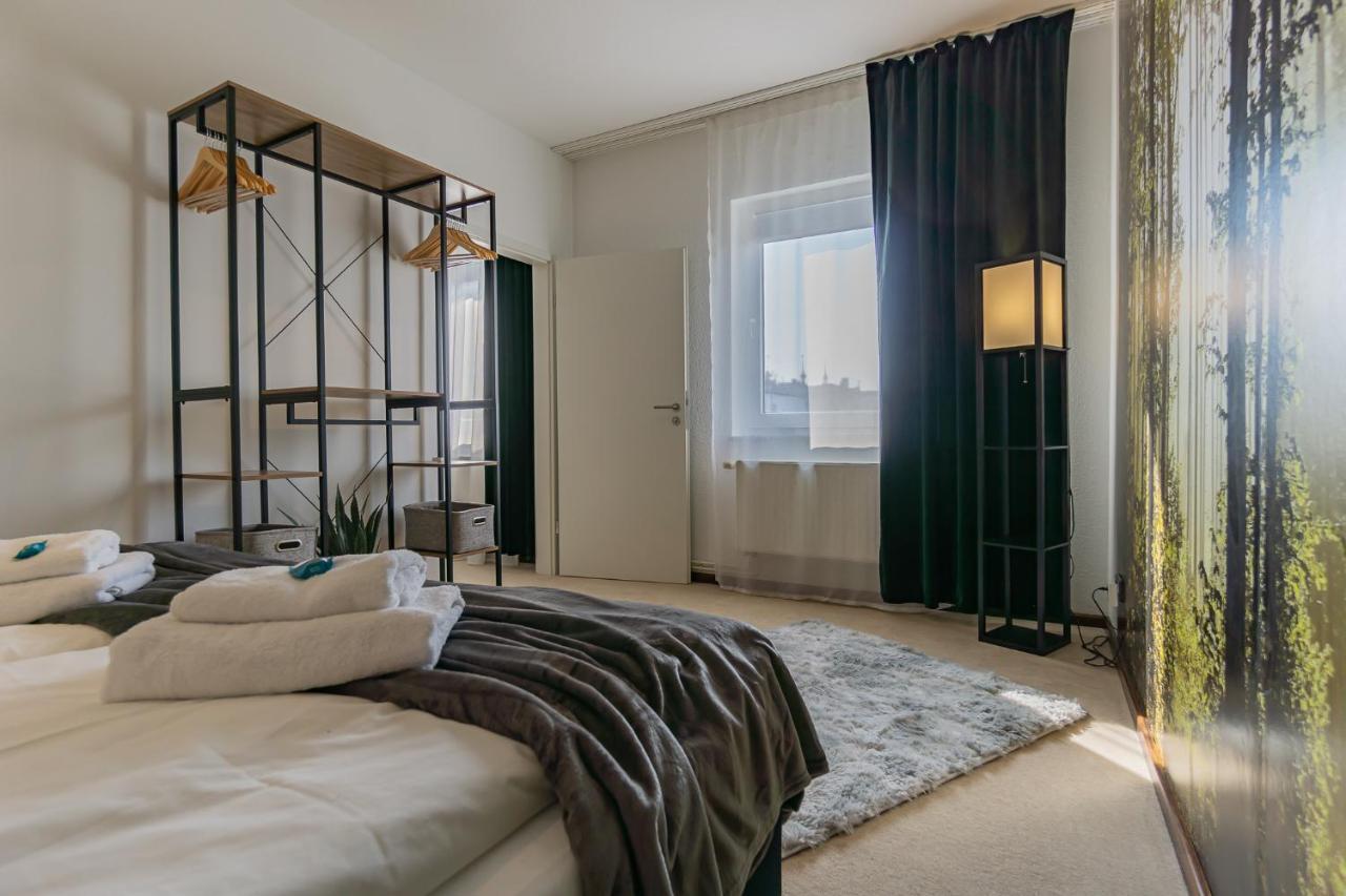 Exklusive Stadtvilla-190Qm- Parkplatz- 3Schlafzimmer- 2 Baeder- Netflix- Waschmaschine- 4 Etagen-Naehe Theater Котбус Экстерьер фото